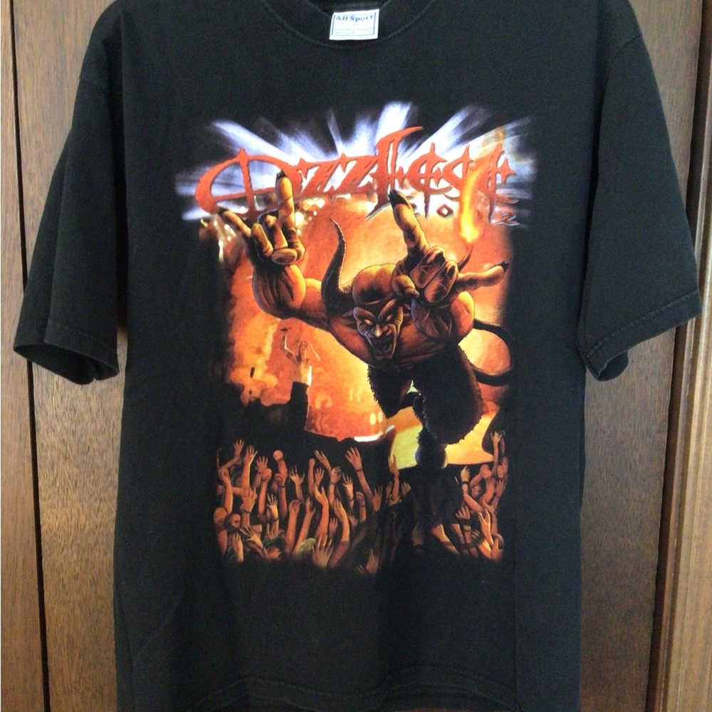 Vintage Rare “OzzFest 2002” Concert T-Shirt Size L (44), An Original.